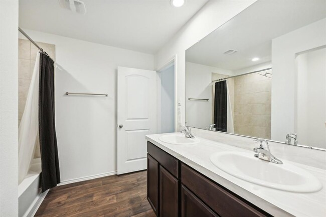 Building Photo - 22530 Aspen Tarn Trl