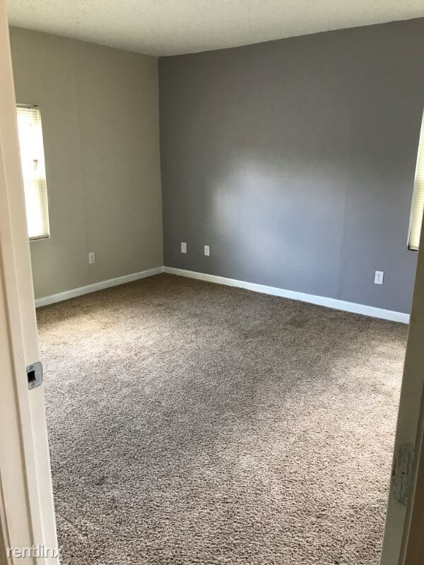 Building Photo - 3000 Trulley St