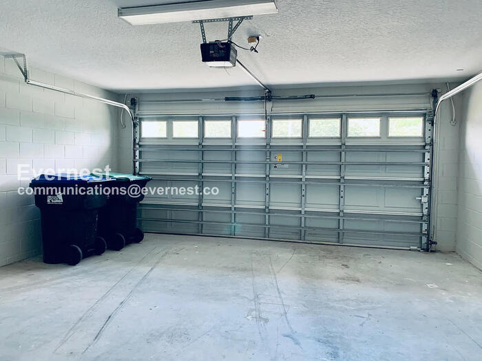 Building Photo - 942 Willie Mays Pkwy