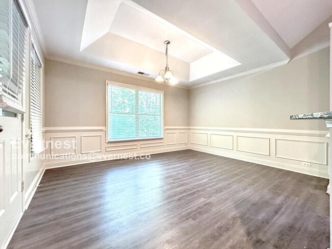 Building Photo - 215 Bridgemill Dr
