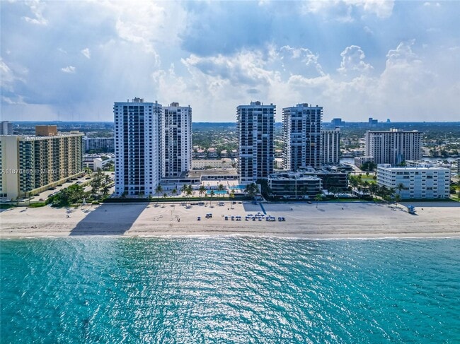 Building Photo - 2201 S Ocean Dr