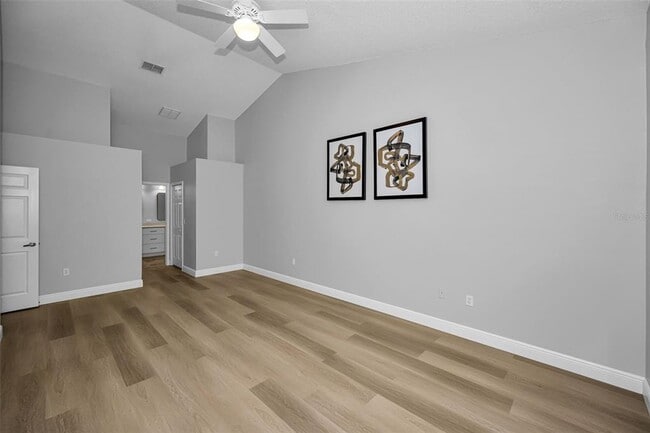 Building Photo - 6240 Fairskies Dr