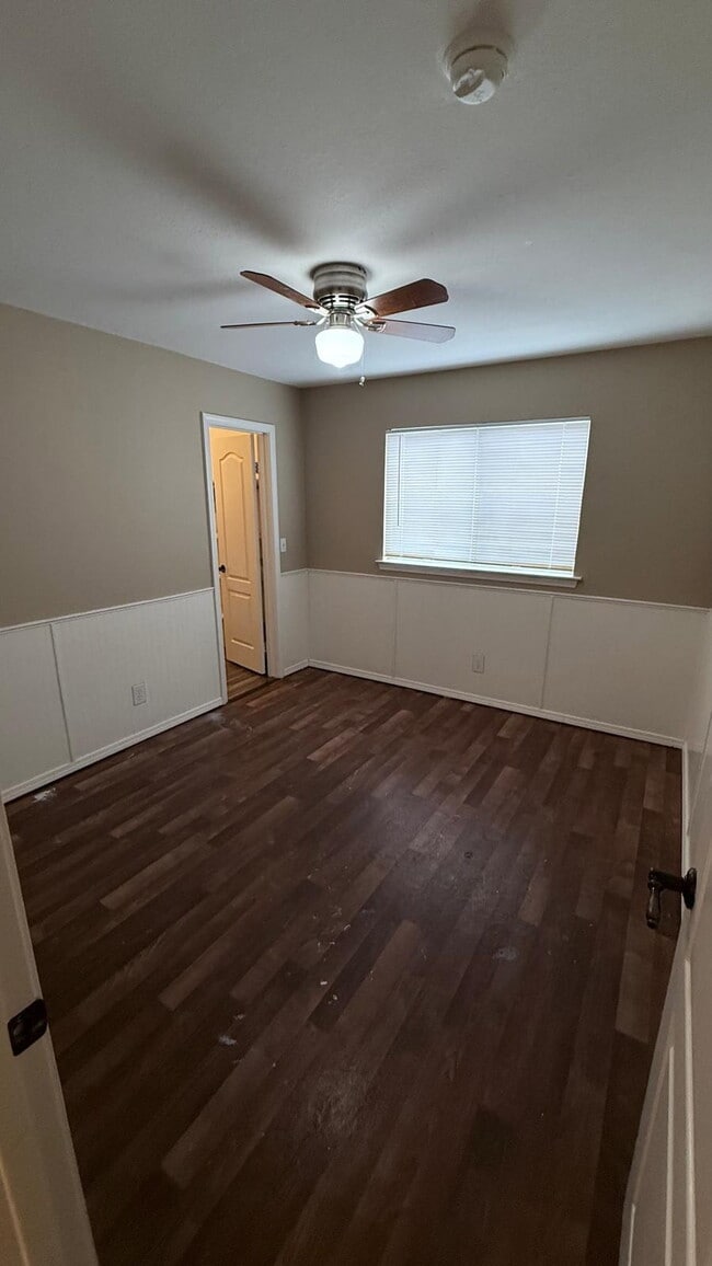 Building Photo - 5566 W Fir Ave