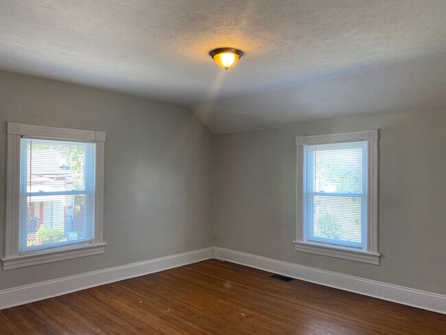 Bedroom 2 - 128 Marshall St