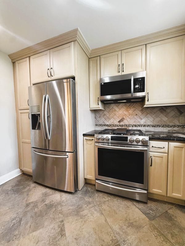 Building Photo - 23 Stein Ave