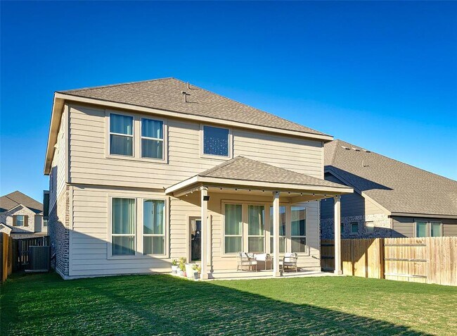 Building Photo - 627 Pheasant Hill Ln