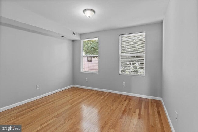Building Photo - 513 S Chester St
