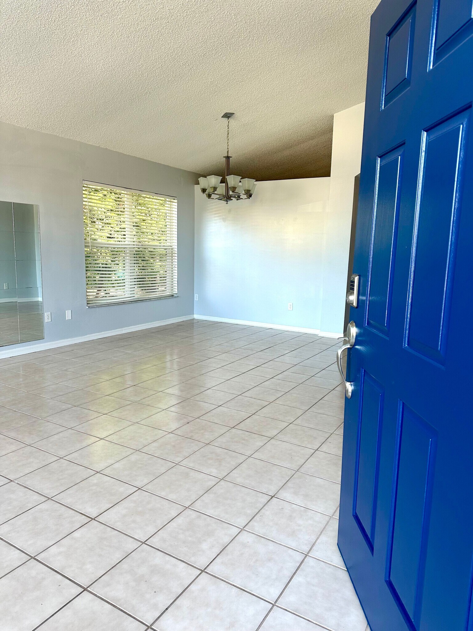 Building Photo - 10209 Rivers Trail Dr