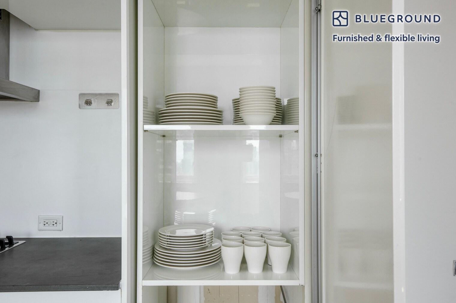 Building Photo - 70 W 45th St