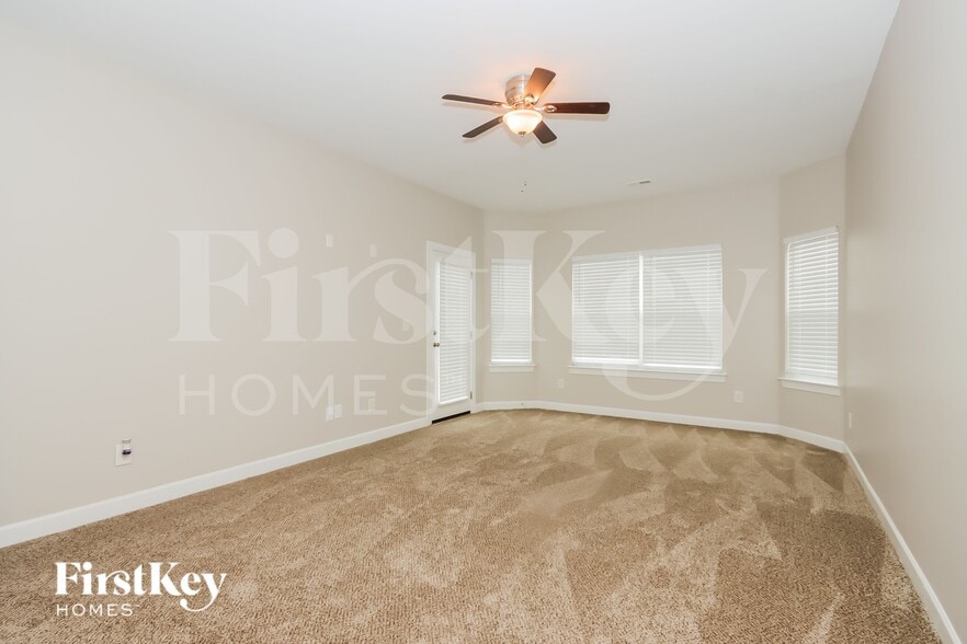 Building Photo - 109 Planters Dr