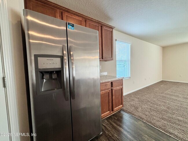 Building Photo - 1763 Eagle View Way