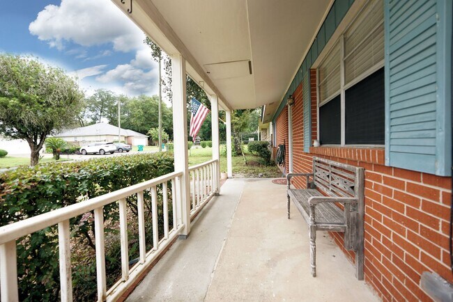 Building Photo - 418 Bullock Blvd