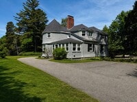 Building Photo - 149 Elm St