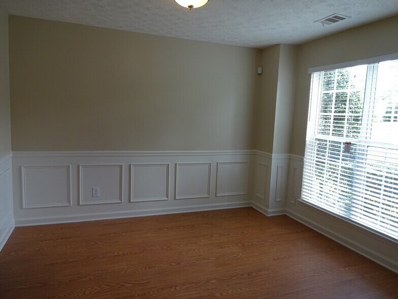 Building Photo - 361 Ash Trace Ln