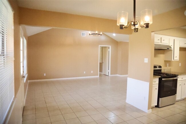 Building Photo - 2327 Shadbury Ct