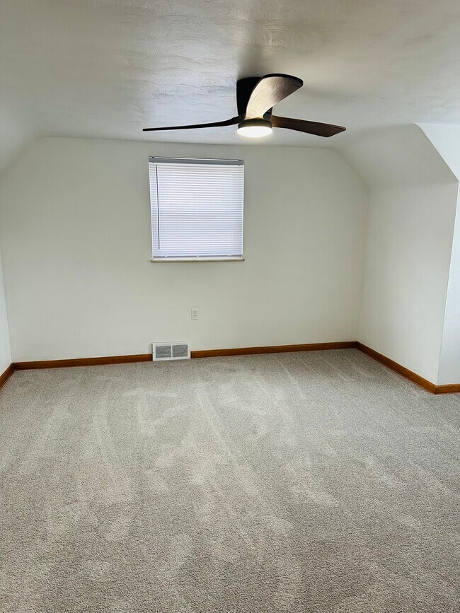 Building Photo - 1420 Collins Ave