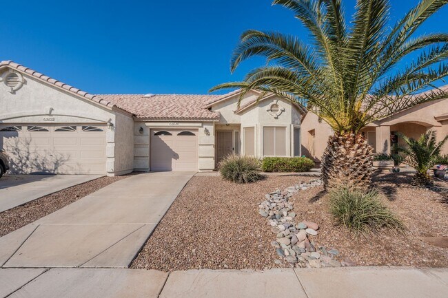Primary Photo - Beautiful 2 bedroom & 2 bath home in Desert Foothills Villas