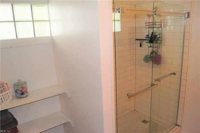 Building Photo - Carney Park