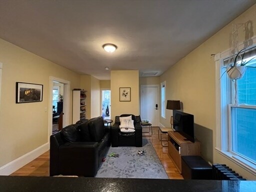 Building Photo - 42 Gorham St