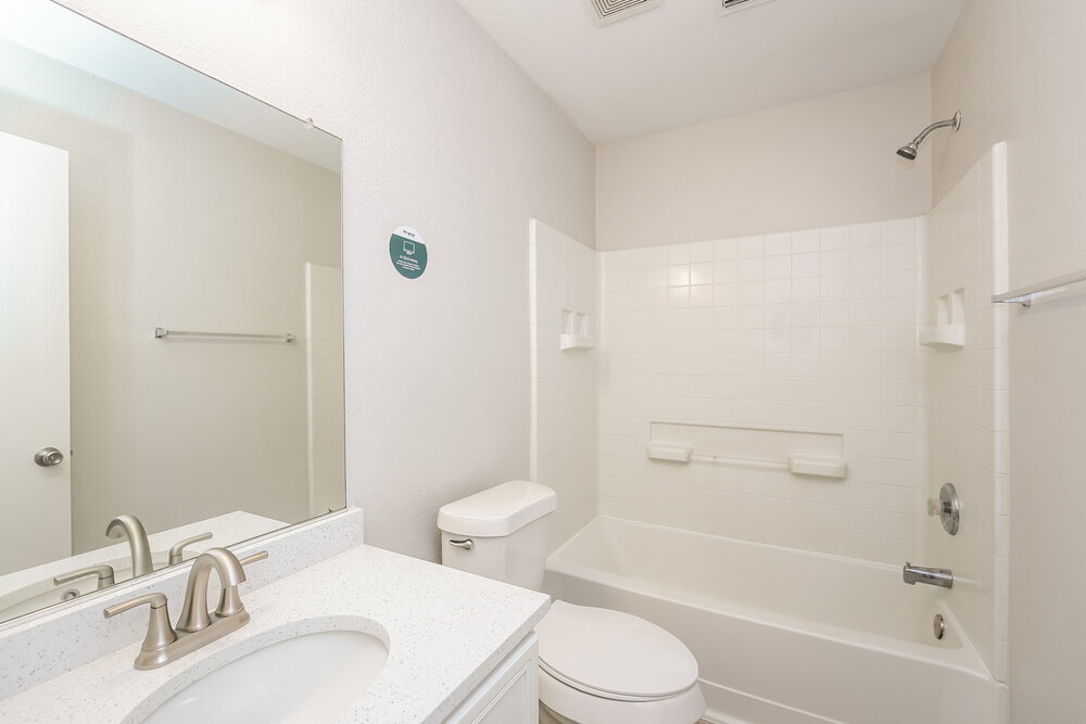 Building Photo - 909 Rio Bravo Dr