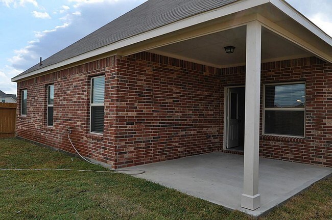 Building Photo - 4519 Ferndale Meadows Dr