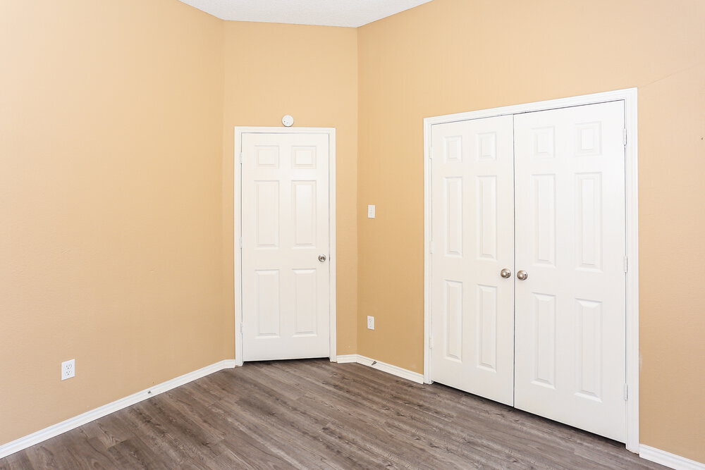 Building Photo - 829 Minuteman Dr