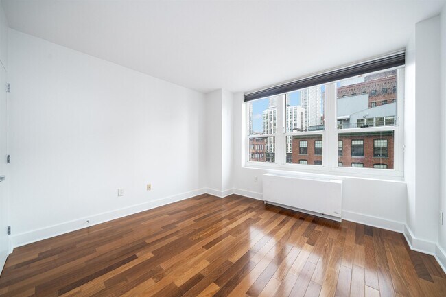 Building Photo - 88 Morgan St