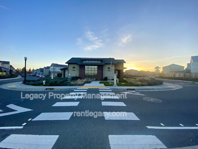 Building Photo - 4360 White Ash Ln