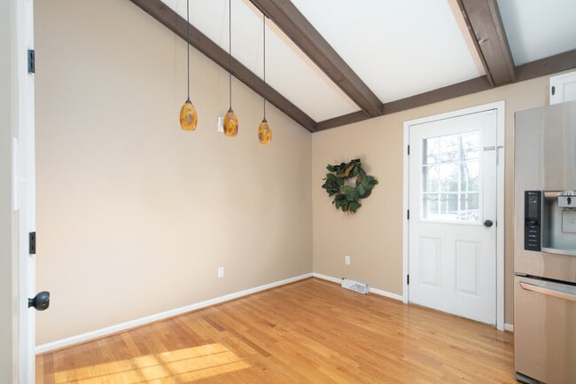 Building Photo - 3438 Snaffle Rd