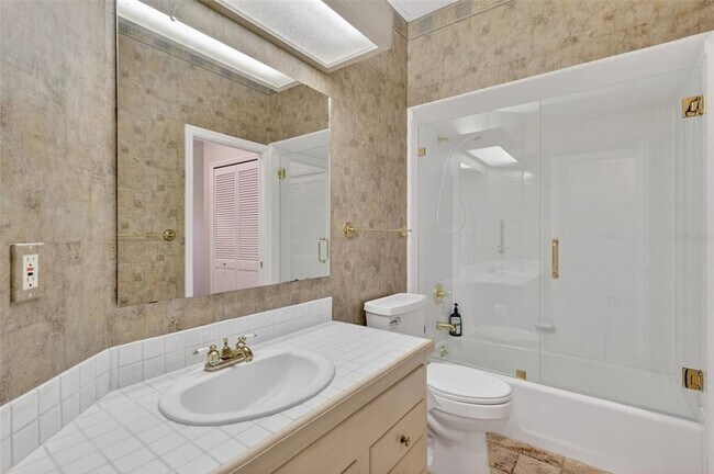 Building Photo - 618 High Point Dr