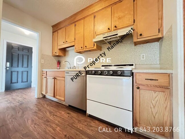 Building Photo - 105 Scaup Ct