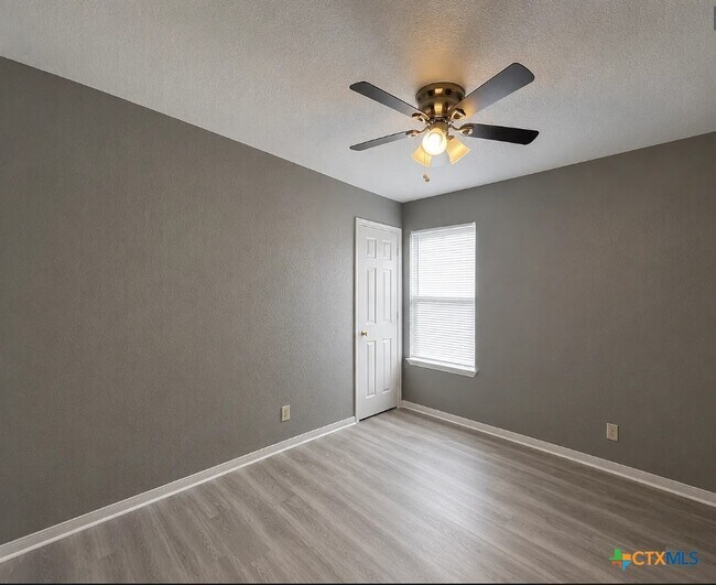 Building Photo - 2907 Cantabrian Dr