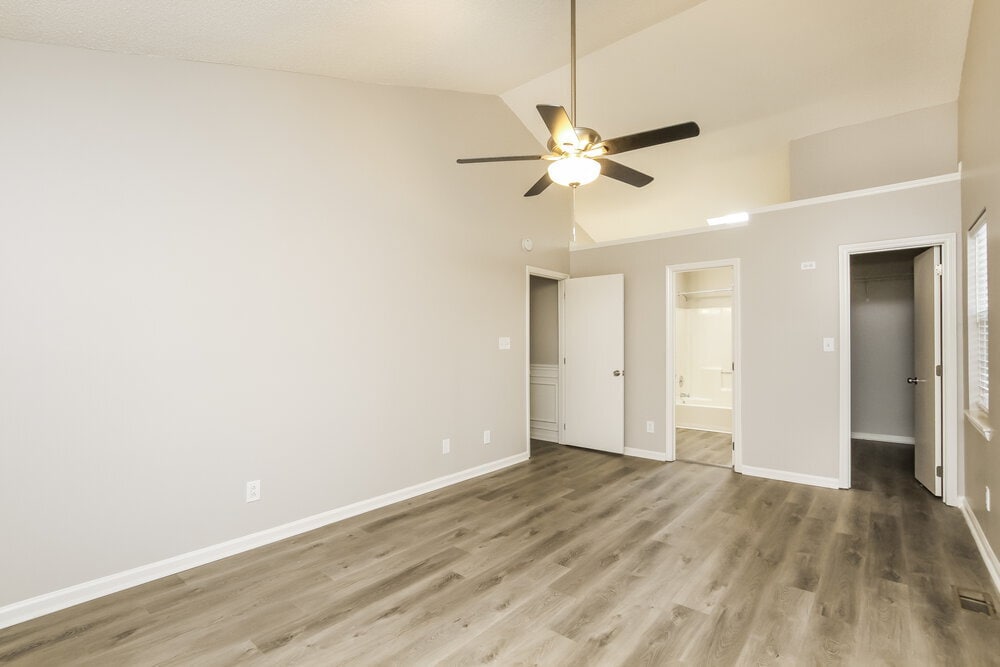 Building Photo - 100 Bath Cir