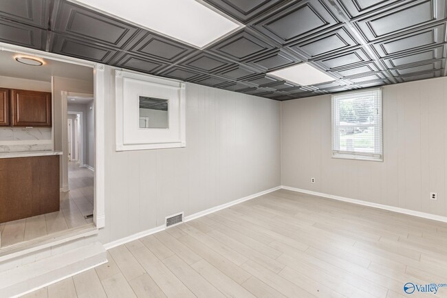 Building Photo - 3306 Reynolds Dr NW