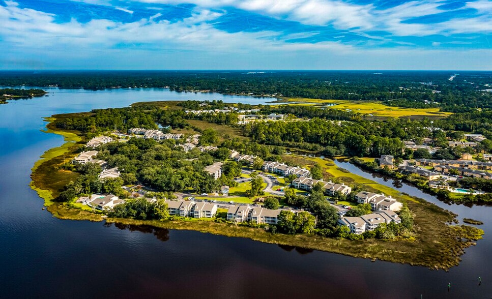 Primary Photo - Island Pointe
