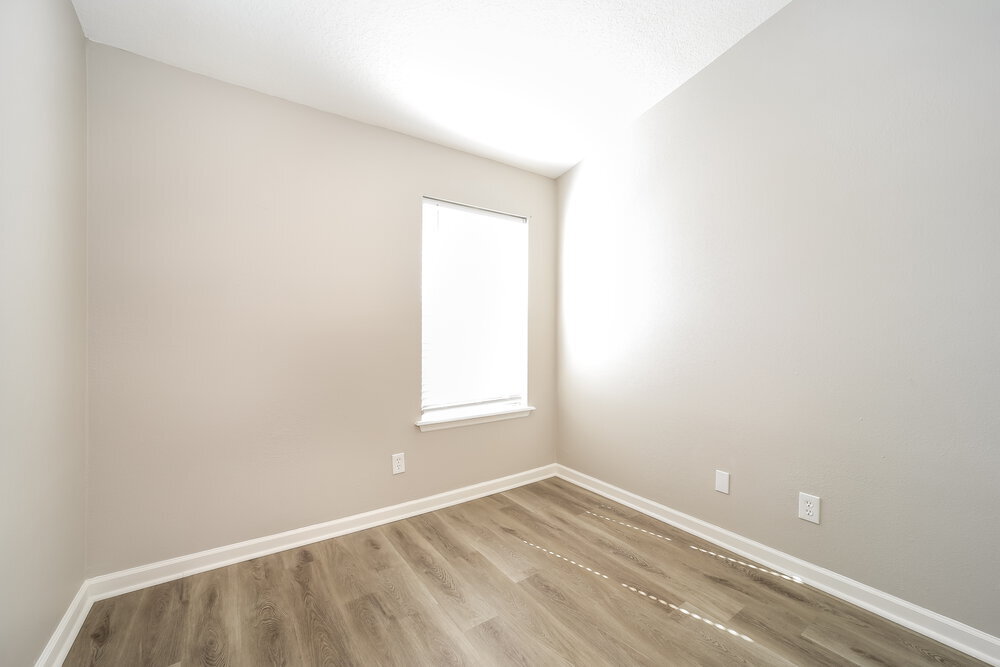 Building Photo - 5860 Sandstone Way