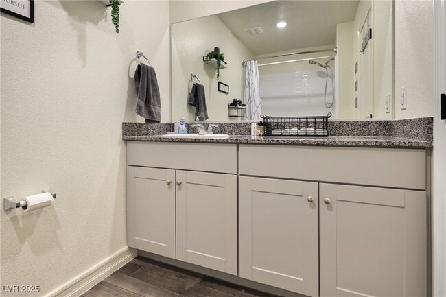 Building Photo - 4202 Lunar Cyn Ave