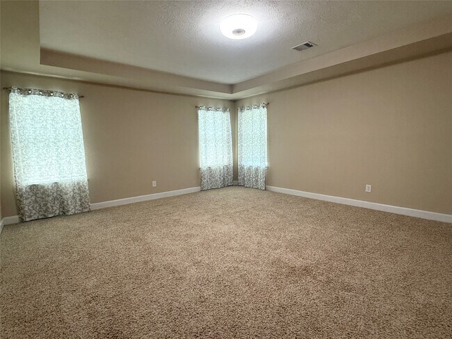 Building Photo - 4911 Lattimore Creek Dr