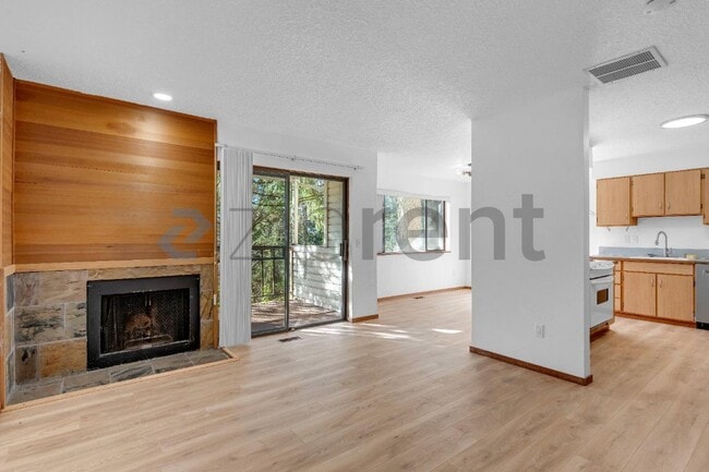 Building Photo - 264 Cervantes Cir