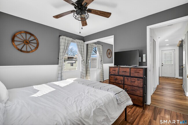 Building Photo - 122 Shawmut Ave