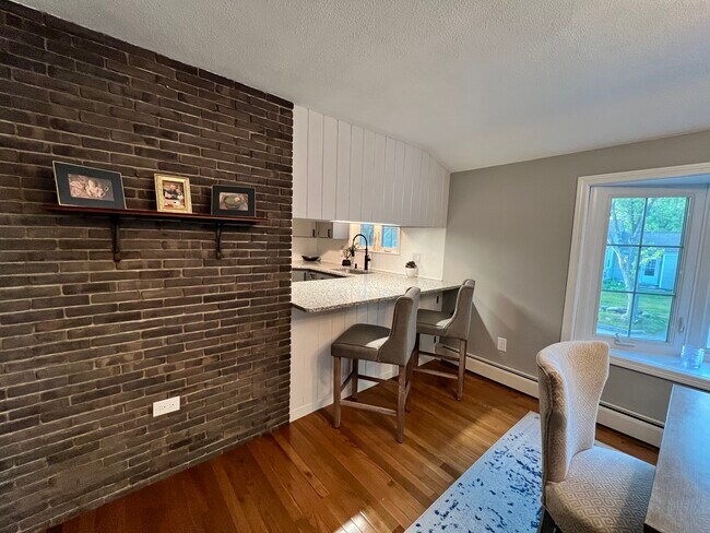 Building Photo - 49 Ramsay St