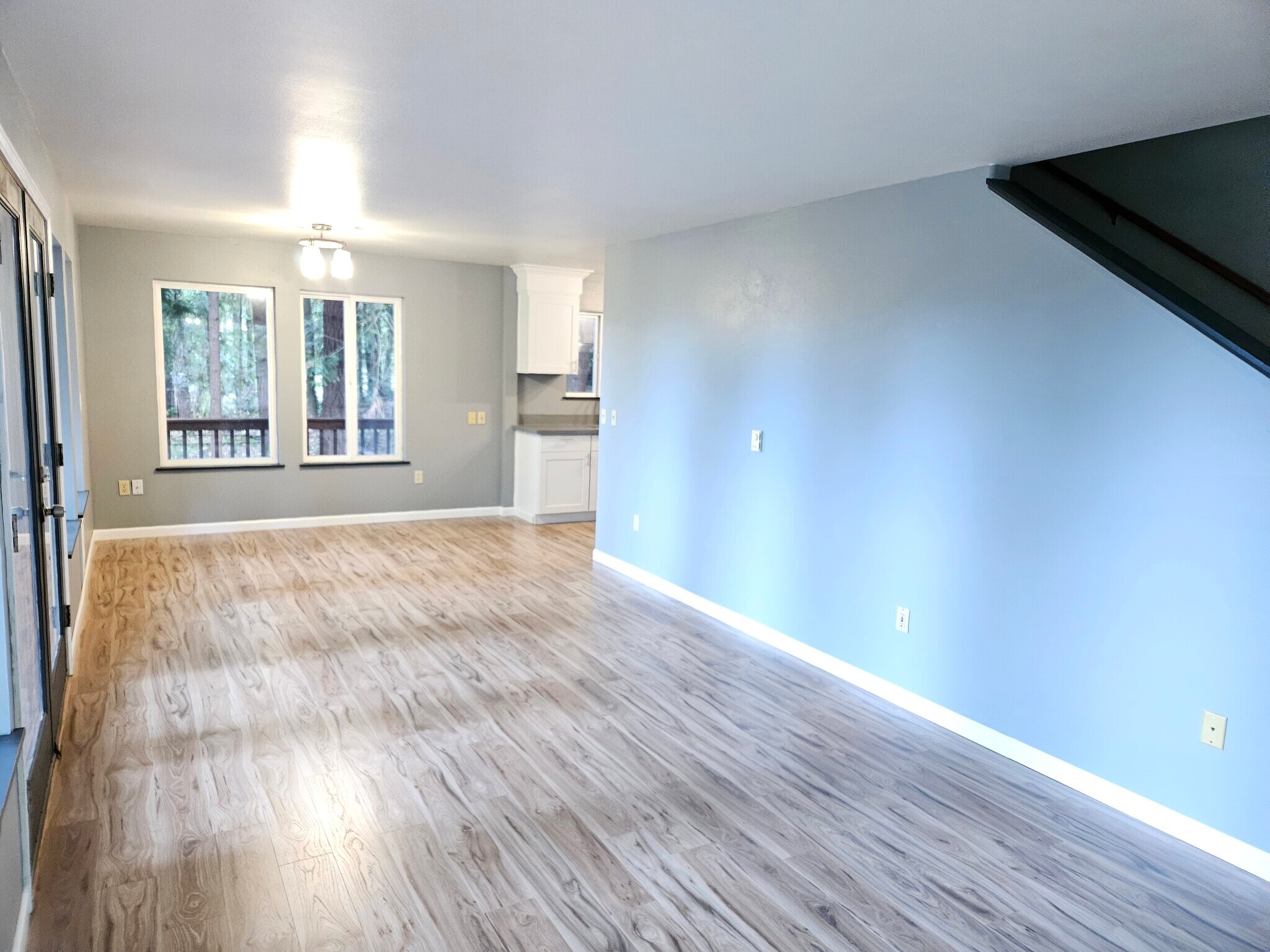 Building Photo - 60 East Falls Place