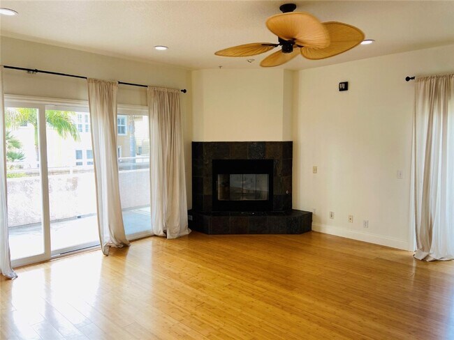 Building Photo - 20812 Beach Blvd