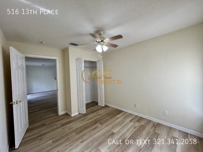 Building Photo - 516 13th Pl