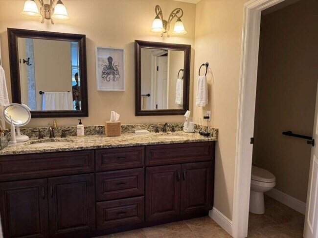 Building Photo - 4BR / 2BA Pool Home Near the Beach – Bonita Springs, FL