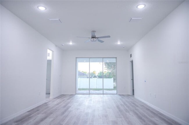 Building Photo - 2514 W Lawrence Ct