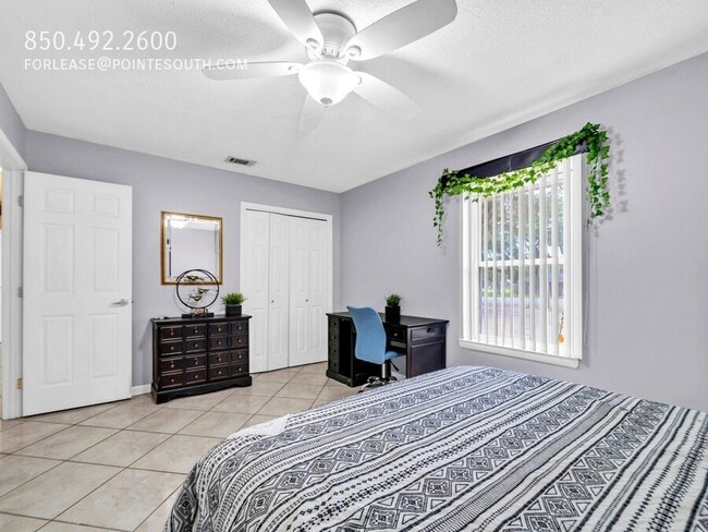 Building Photo - 333 Jonquil Cir