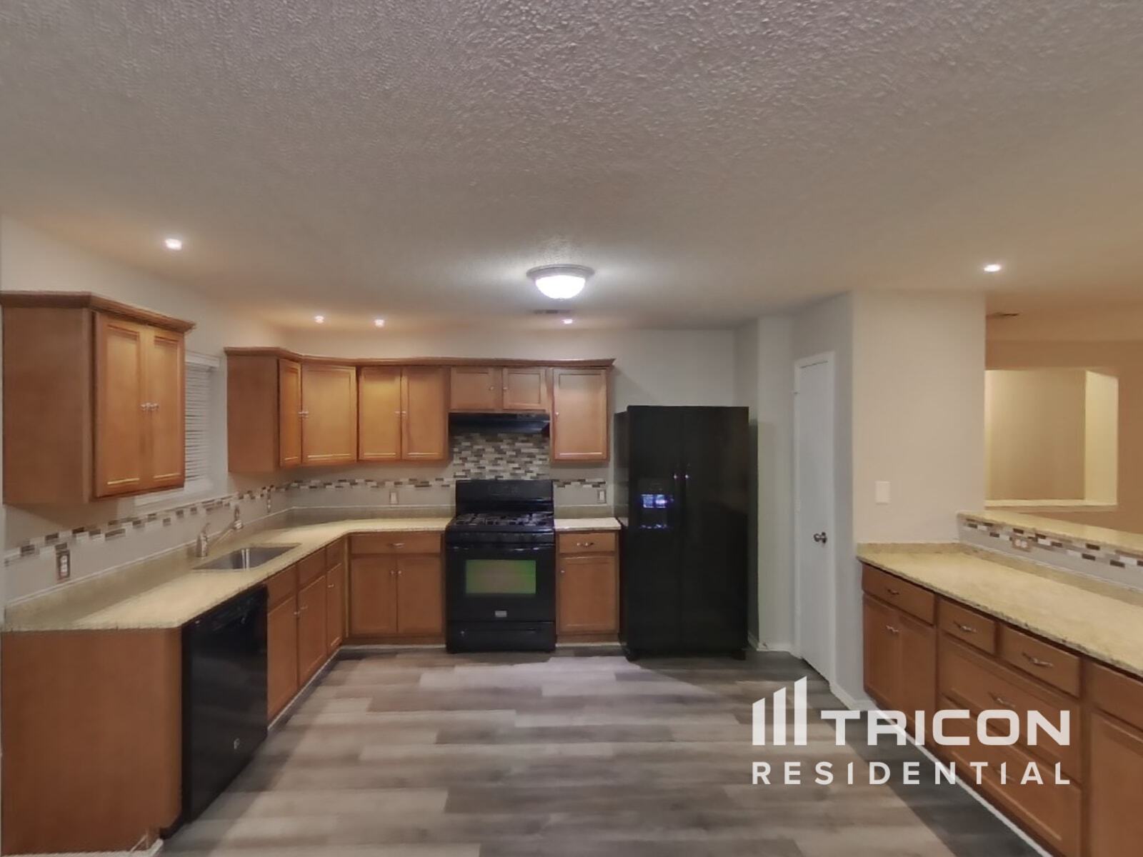 Building Photo - 2060 Pinenut Dr