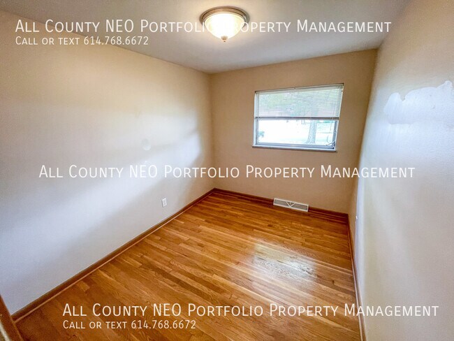 Building Photo - 3054 N Star Rd