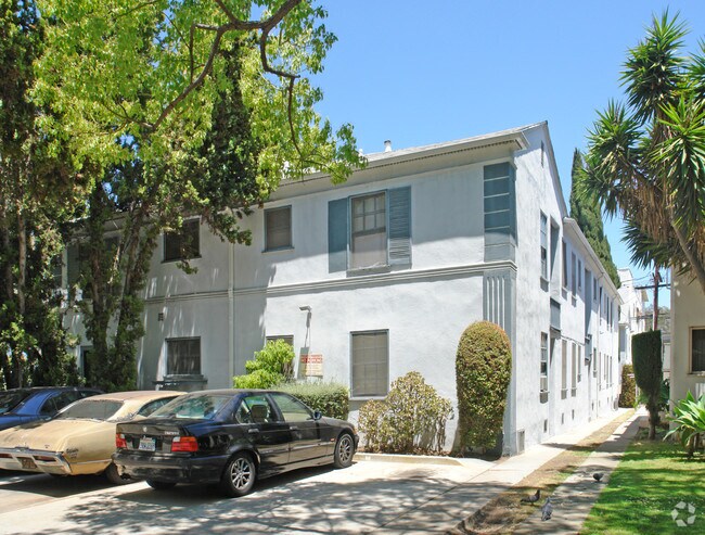 Building Photo - 9216 Alden Dr